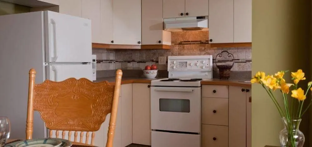 Abbeymoore Manor Victoria Bed & Breakfast
