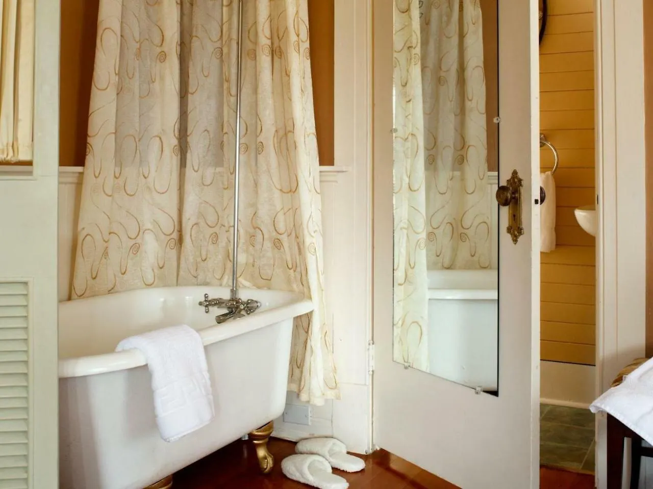 Abbeymoore Manor Victoria
